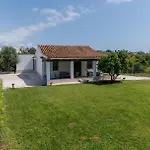 Casa De Aguacates Entre Marbella, Y Benahavis
