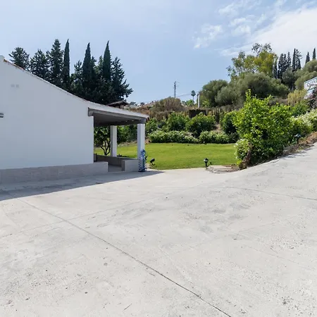 Casa De Aguacates Entre Marbella, Y Benahavis *