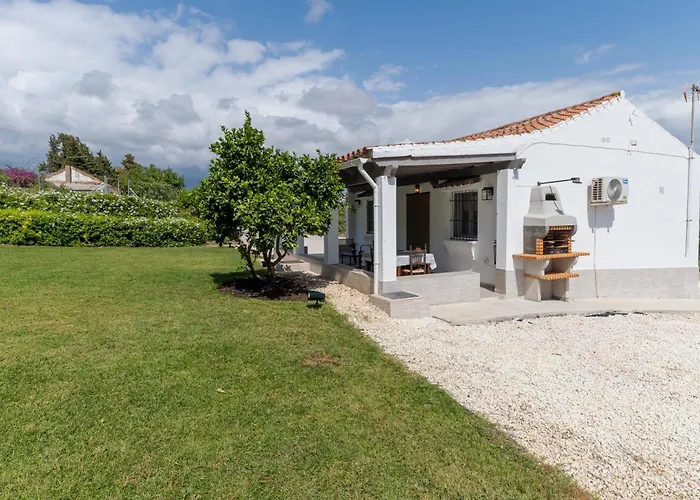 Casa De Aguacates Entre Marbella, Y Benahavis * Estepona